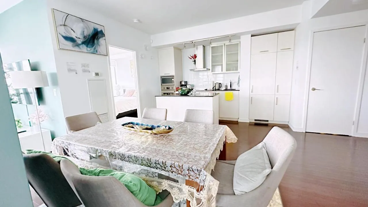 Comfort Opulence Suites Superior 3 Bedroom Suite 48Th Floor With Lake View Toronto Canada