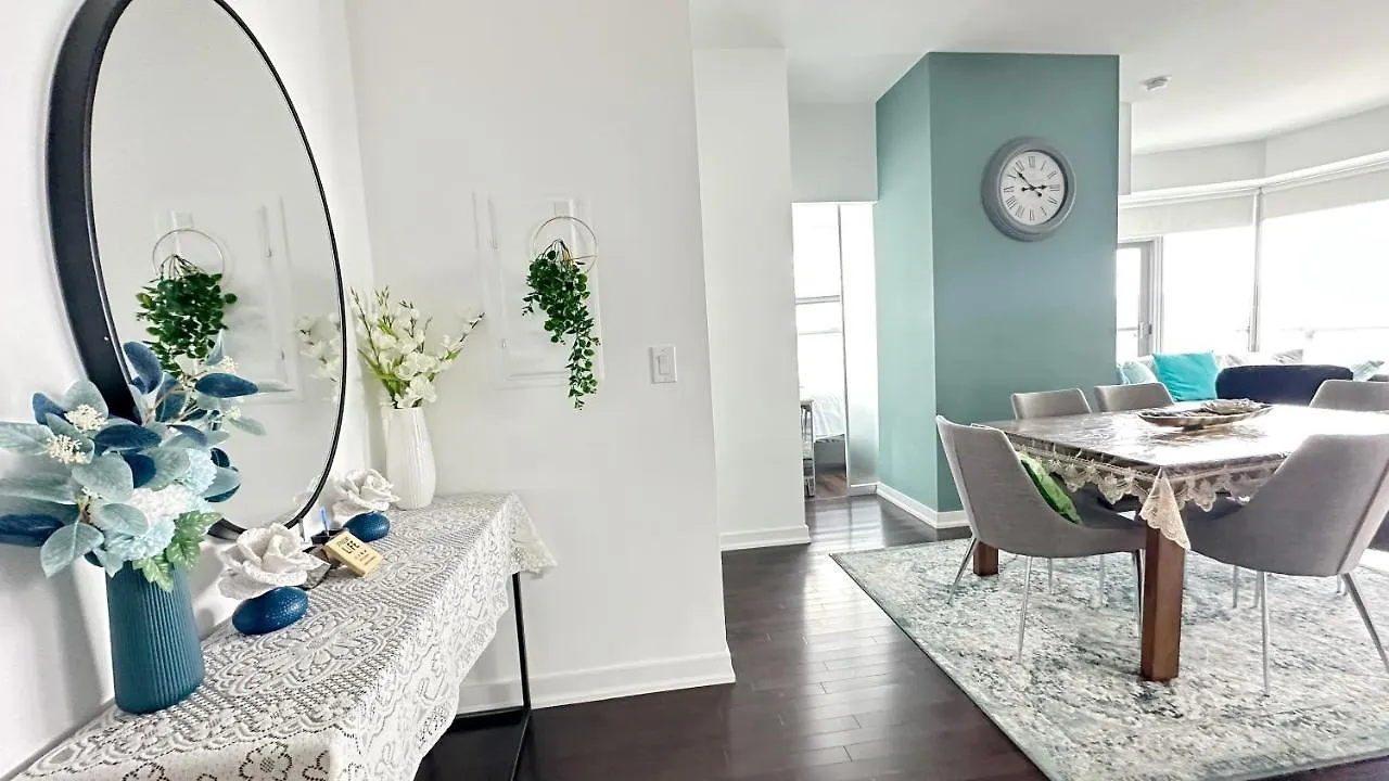 Comfort Opulence Suites Superior 3 Bedroom Suite 48Th Floor With Lake View Toronto Hotel